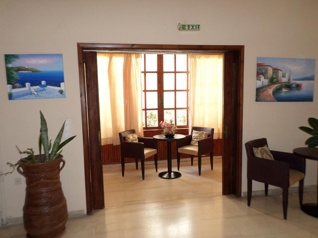 Tina Hotel Chania  Exterior foto